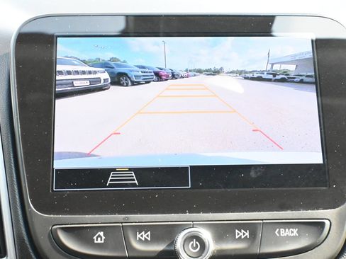 Used 2024 Chevrolet Malibu LT FWD image 18