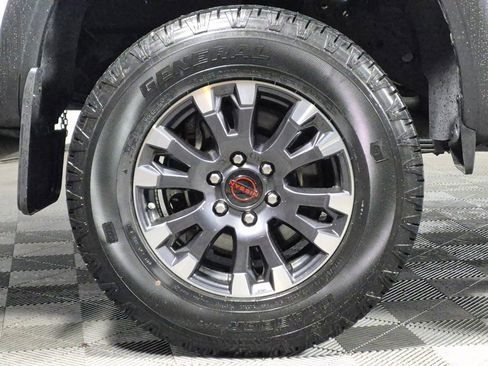 Used 2024 Nissan Titan PRO-4X image 24