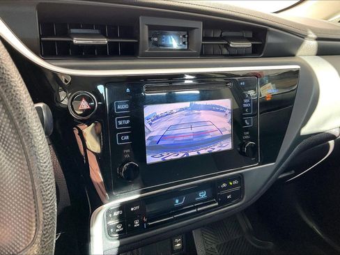 Used 2019 Toyota Corolla LE image 23