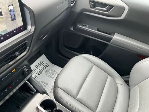 Used 2025 Ford Bronco Sport Badlands image 15