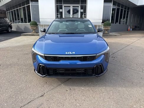 New 2025 Kia K4 GT-Line Turbo image 2