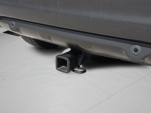 Used 2022 Nissan Rogue Sport SV w/ Technology Package FWD image 39