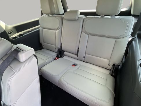 New 2026 Ford Expedition Max Active RWD image 18