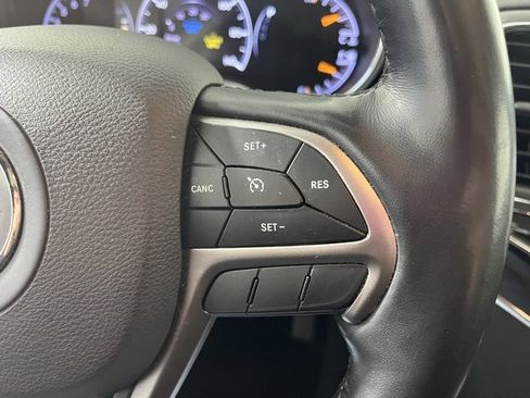 Used 2020 Jeep Grand Cherokee Limited image 22