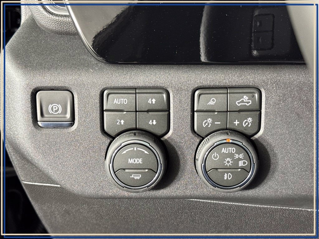 New 2026 Chevrolet Silverado 1500 RST w/ RST All Star Premium Package AWD/4WD image 20