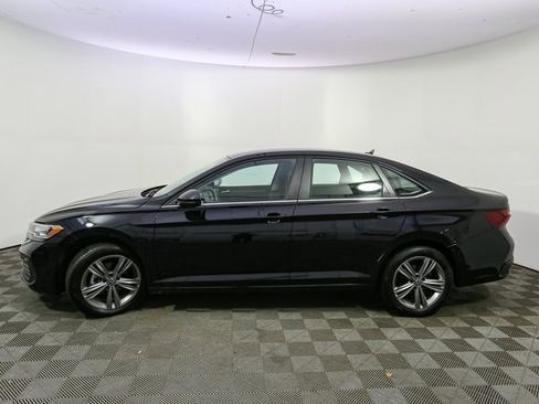 Used 2023 Volkswagen Jetta SE image 6