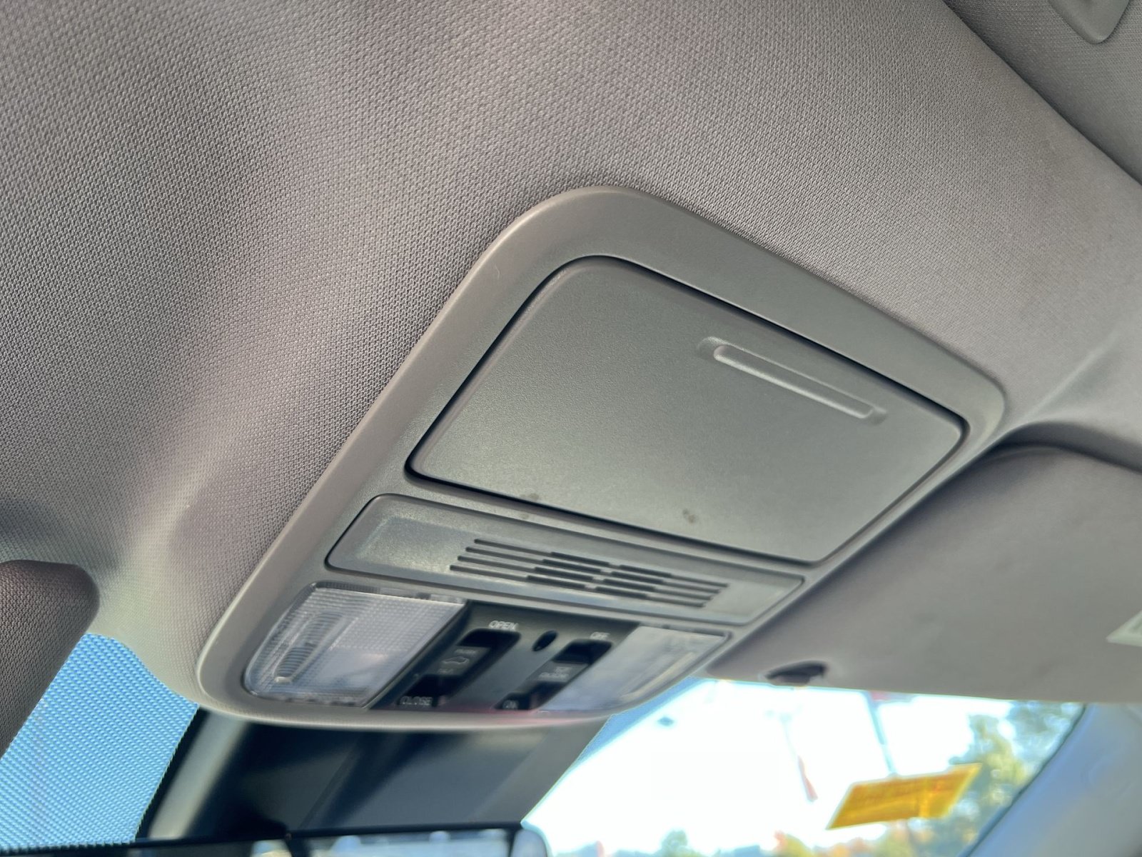 Used 2018 Honda Odyssey EX-L image 36