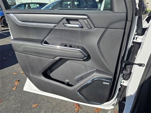 New 2026 GMC Acadia Elevation w/ Black Edition image 17