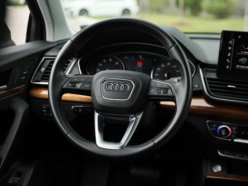 Used 2023 Audi Q5 2.0T Premium w/ Convenience Package AWD/4WD image 26