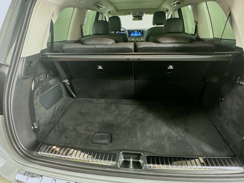 Used 2026 Mercedes-Benz GLS 450 4MATIC image 35