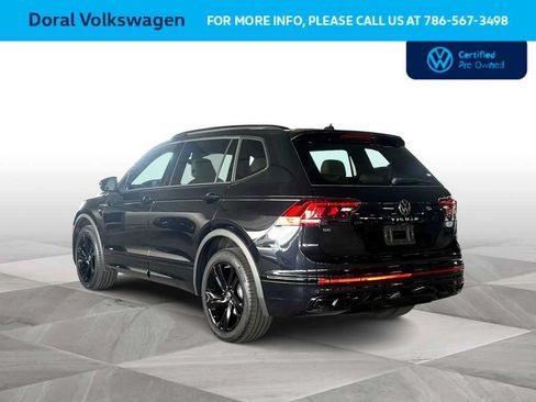 Used 2024 Volkswagen Tiguan SE R-Line FWD image 6