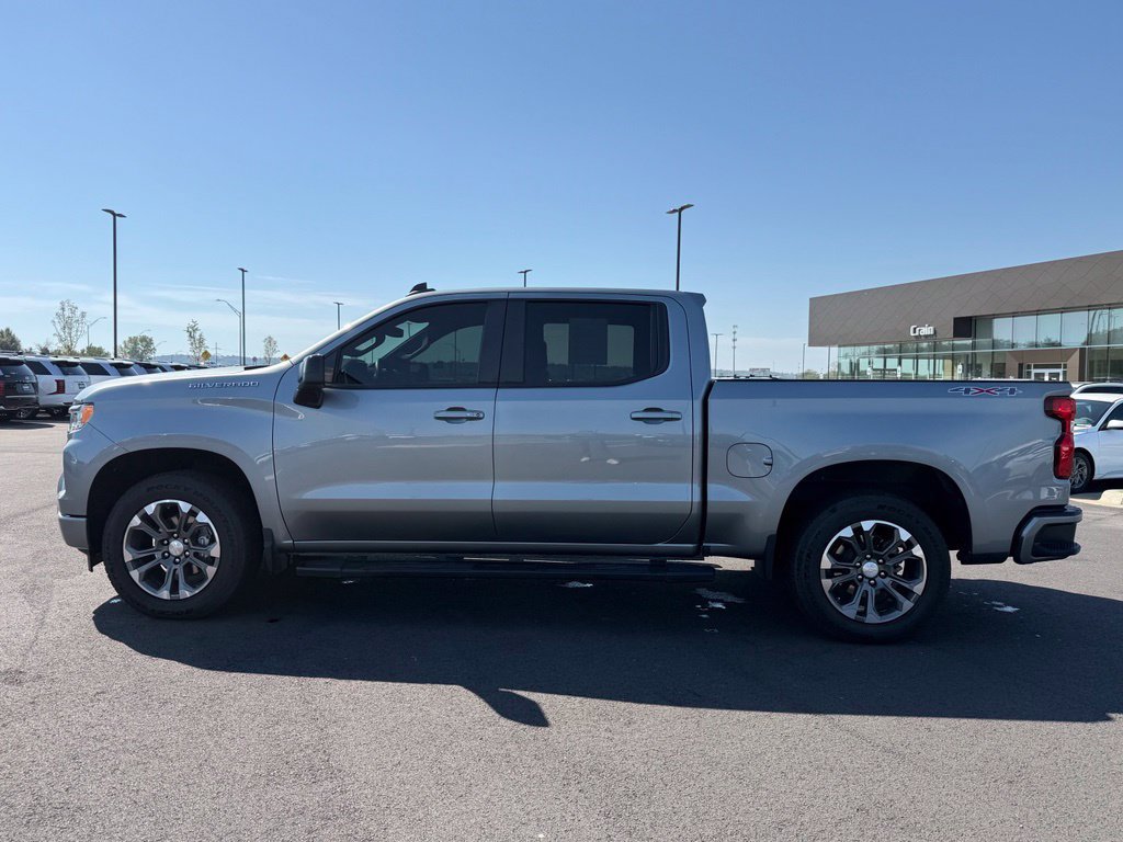 Used 2023 Chevrolet Silverado 1500 RST AWD/4WD image 8