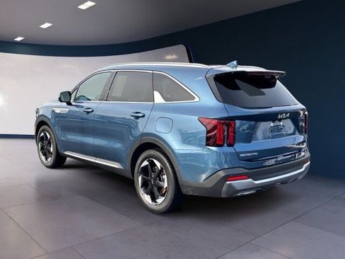 Certified 2025 Kia Sorento SX Prestige image 3
