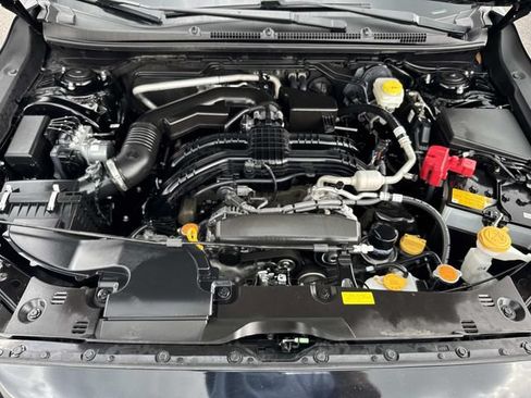 Used 2025 Subaru Crosstrek 2.0i AWD/4WD image 10