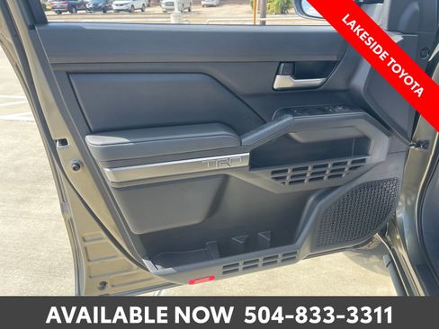 Certified 2026 Toyota Tacoma TRD Off-Road AWD/4WD image 24