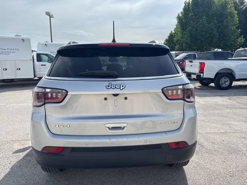 Used 2025 Jeep Compass Limited AWD/4WD image 6