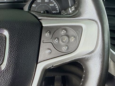 Used 2019 GMC Acadia SLE image 15