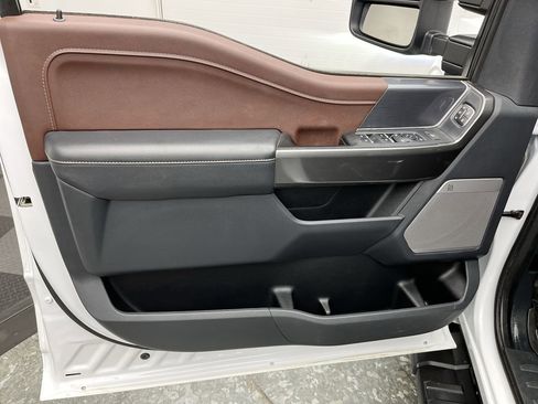 Used 2023 Ford F150 Lariat w/ Equipment Group 502A High image 10