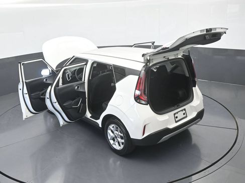 Used 2024 Kia Soul LX w/ Option Group 015 FWD image 62
