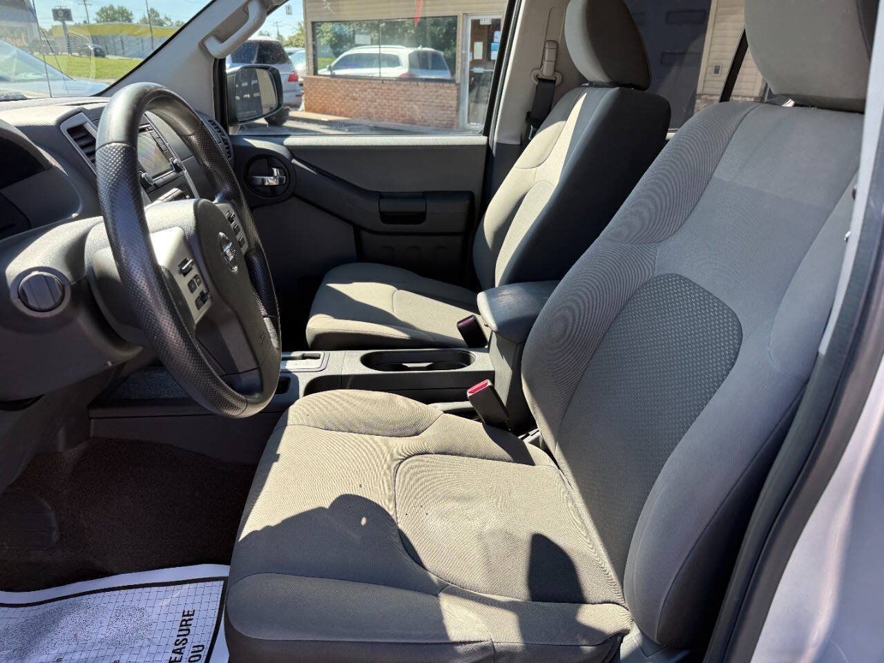 Used 2015 Nissan Xterra S w/ Value Package AWD/4WD image 16