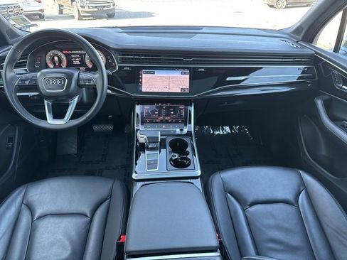 Used 2025 Audi Q7 3.0T Premium Plus image 19