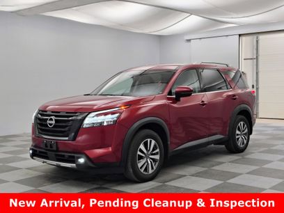 Used 2023 Nissan Pathfinder SL w/ Lighting Package (N92)