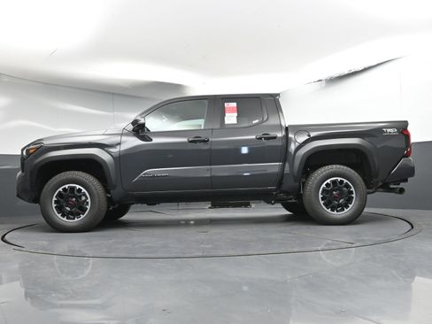 New 2025 Toyota Tacoma TRD Off-Road image 28