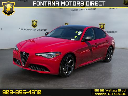 Used 2018 Alfa Romeo Giulia Ti w/ Nero Edizione RWD image 1