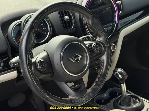 Used 2019 MINI Cooper Countryman S w/ Signature Upholstery Package AWD/4WD image 9