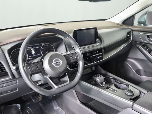 Used 2021 Nissan Rogue SL image 6