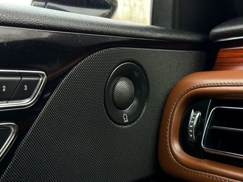 Used 2023 Lincoln Aviator Reserve w/ Equipment Group 201A image 28