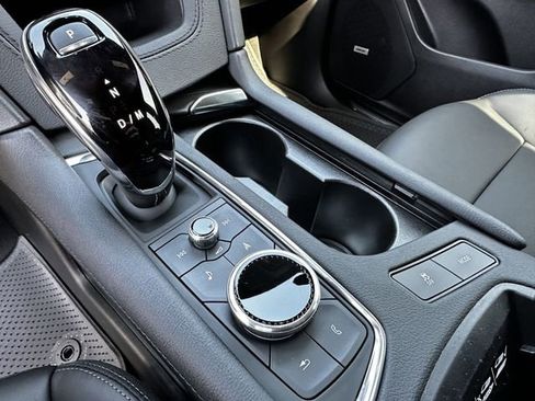 New 2025 Cadillac XT5 Premium Luxury image 19