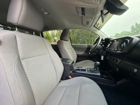 Used 2021 Toyota Tacoma SR w/ SR Convenience Package RWD image 25