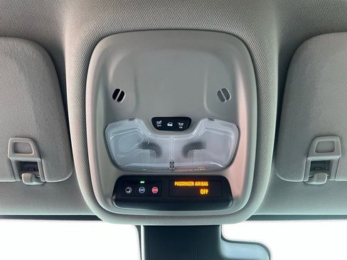 Used 2025 Buick Encore GX Preferred image 15