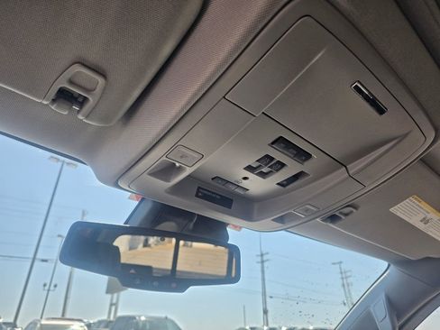 Used 2018 GMC Sierra 1500 Denali w/ Denali Ultimate Package image 19