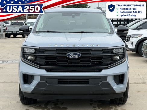 New 2026 Ford Expedition Active RWD image 8