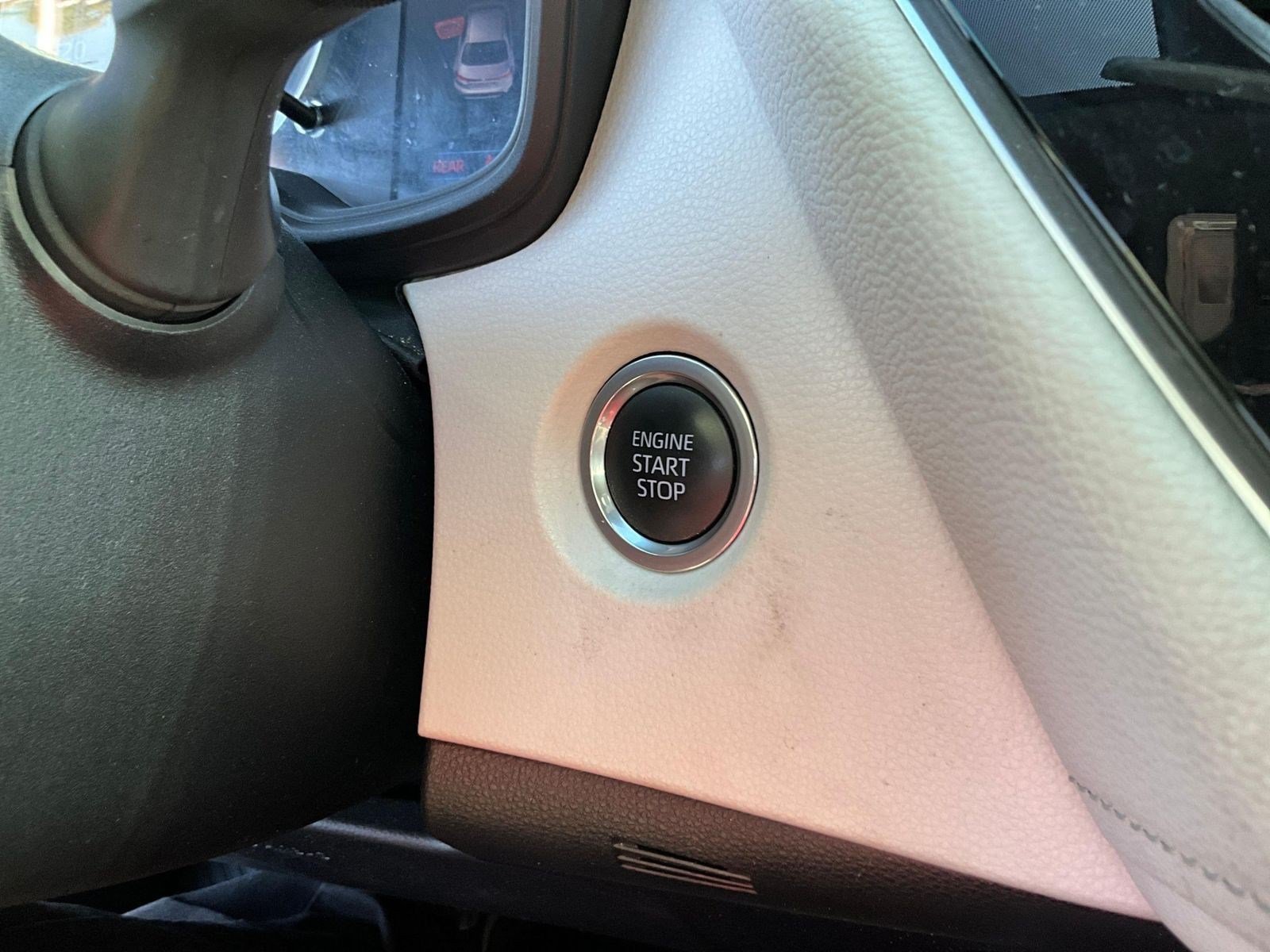 Used 2021 Toyota Corolla SE FWD image 15