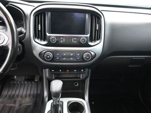 Used 2022 Chevrolet Colorado LT w/ Fleet Safety Package RWD image 15