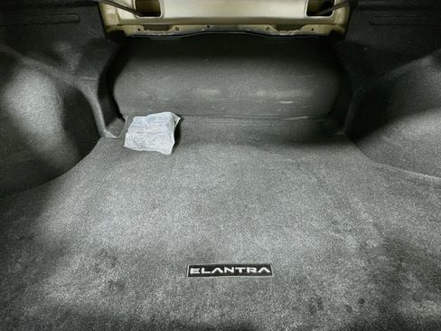 Used 2023 Hyundai Elantra SEL w/ Cargo Package FWD image 23
