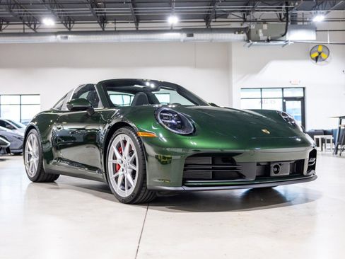 Used 2026 Porsche 911 Targa 4S image 3