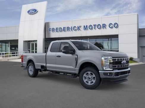 New 2026 Ford F250 XLT w/ FX4 Off-Road Package image 7
