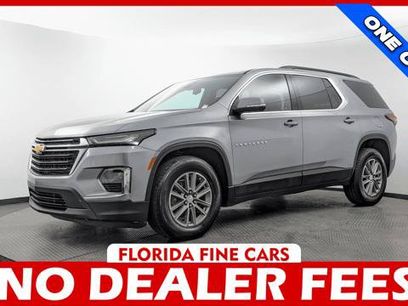 Used 2023 Chevrolet Traverse LT