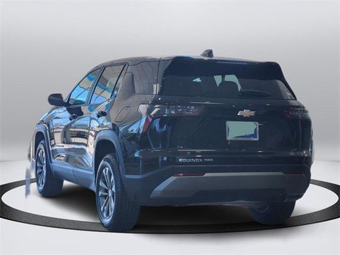 Certified 2025 Chevrolet Equinox LT image 3