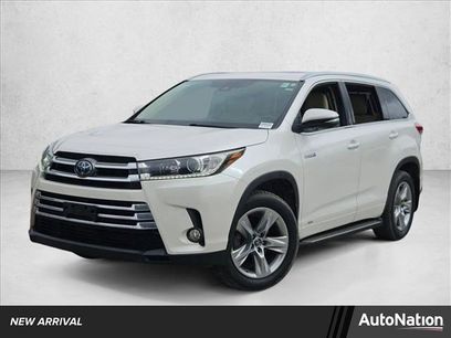 Used 2017 Toyota Highlander Limited
