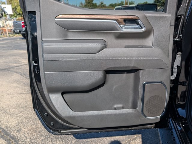 New 2026 Chevrolet Silverado 1500 RST AWD/4WD image 8