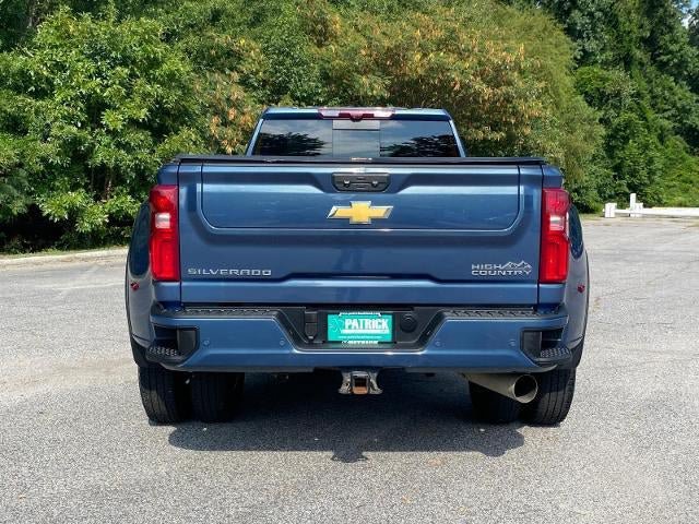 Used 2025 Chevrolet Silverado 3500 High Country w/ High Country Premium Package AWD/4WD image 4