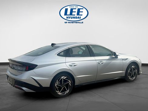 New 2026 Hyundai Sonata SEL FWD image 7