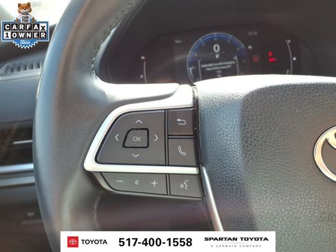 Used 2025 Toyota Grand Highlander AWD image 17