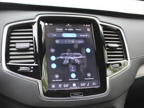 Certified 2023 Volvo XC90 T8 Ultimate AWD/4WD image 26