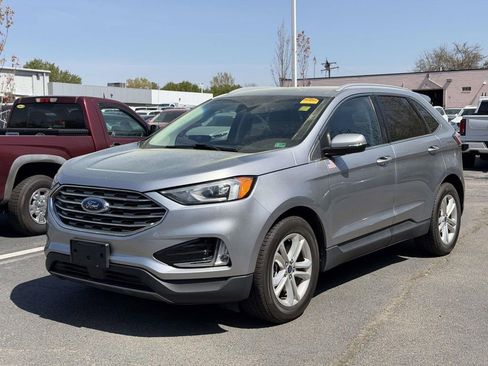 Used 2020 Ford Edge SEL image 4